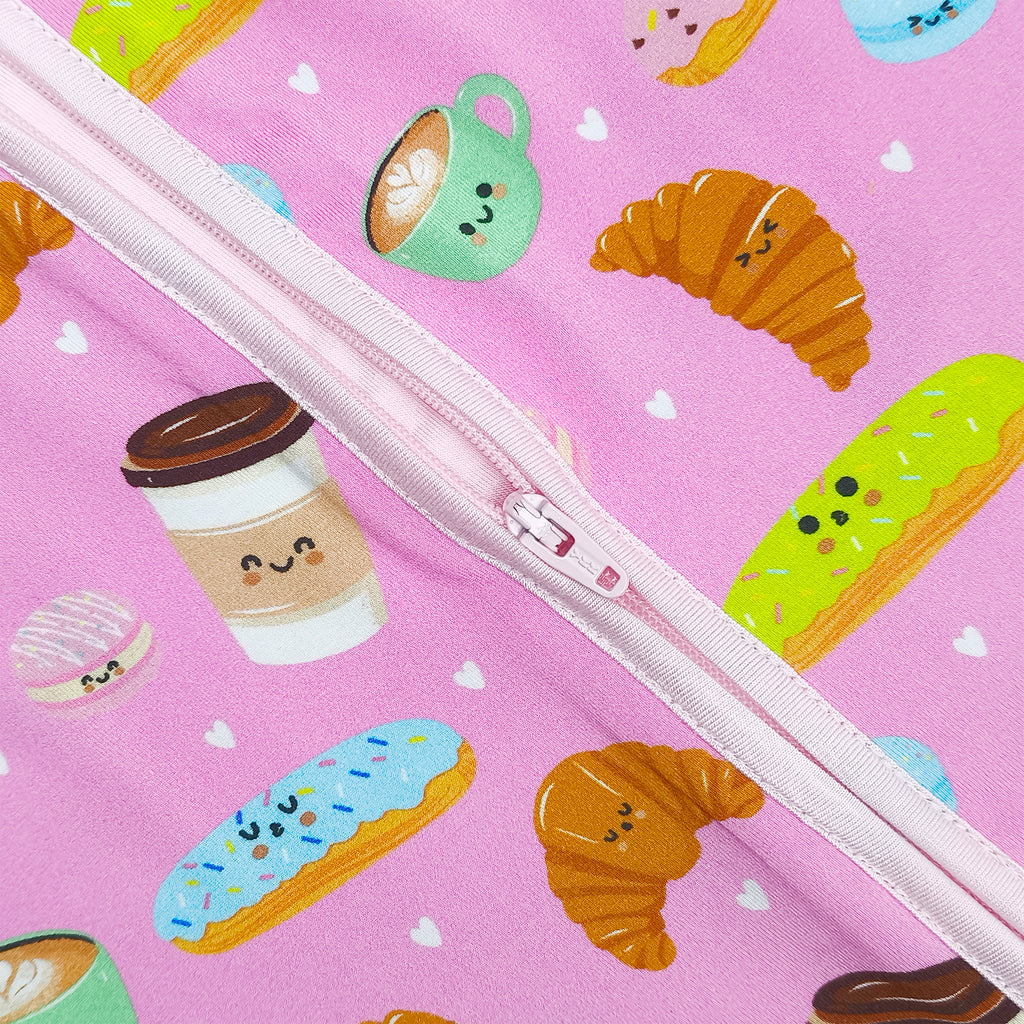 Criossant and Lattes Please